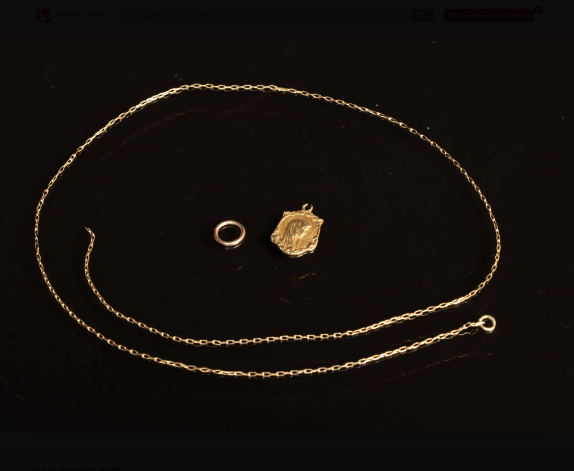 Balance de précision pesant des bijoux en or cassés — expertise professionnelle