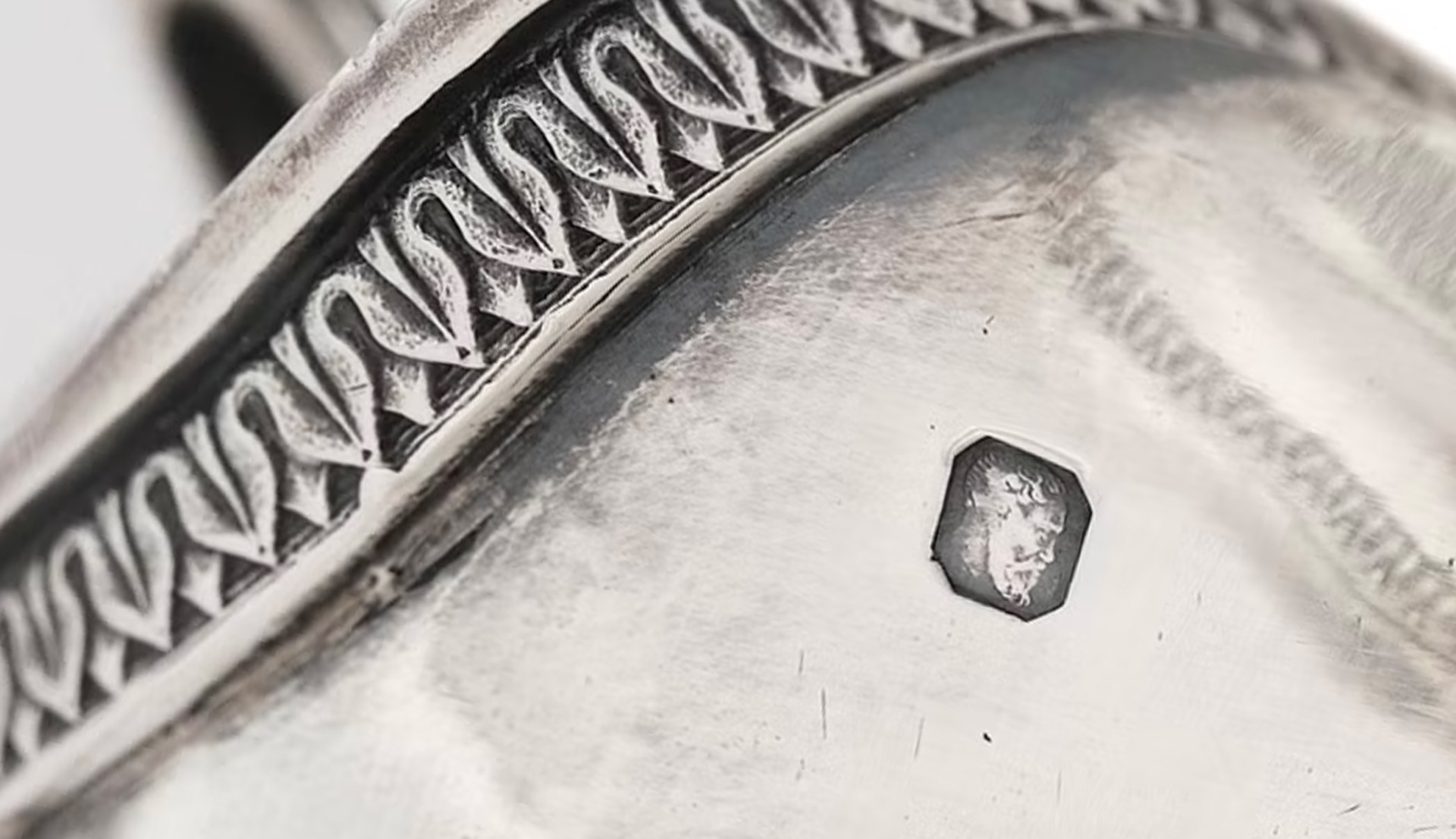 Poinçons d'Argent : le Guide Complet - EPO GOLD Paris 16e